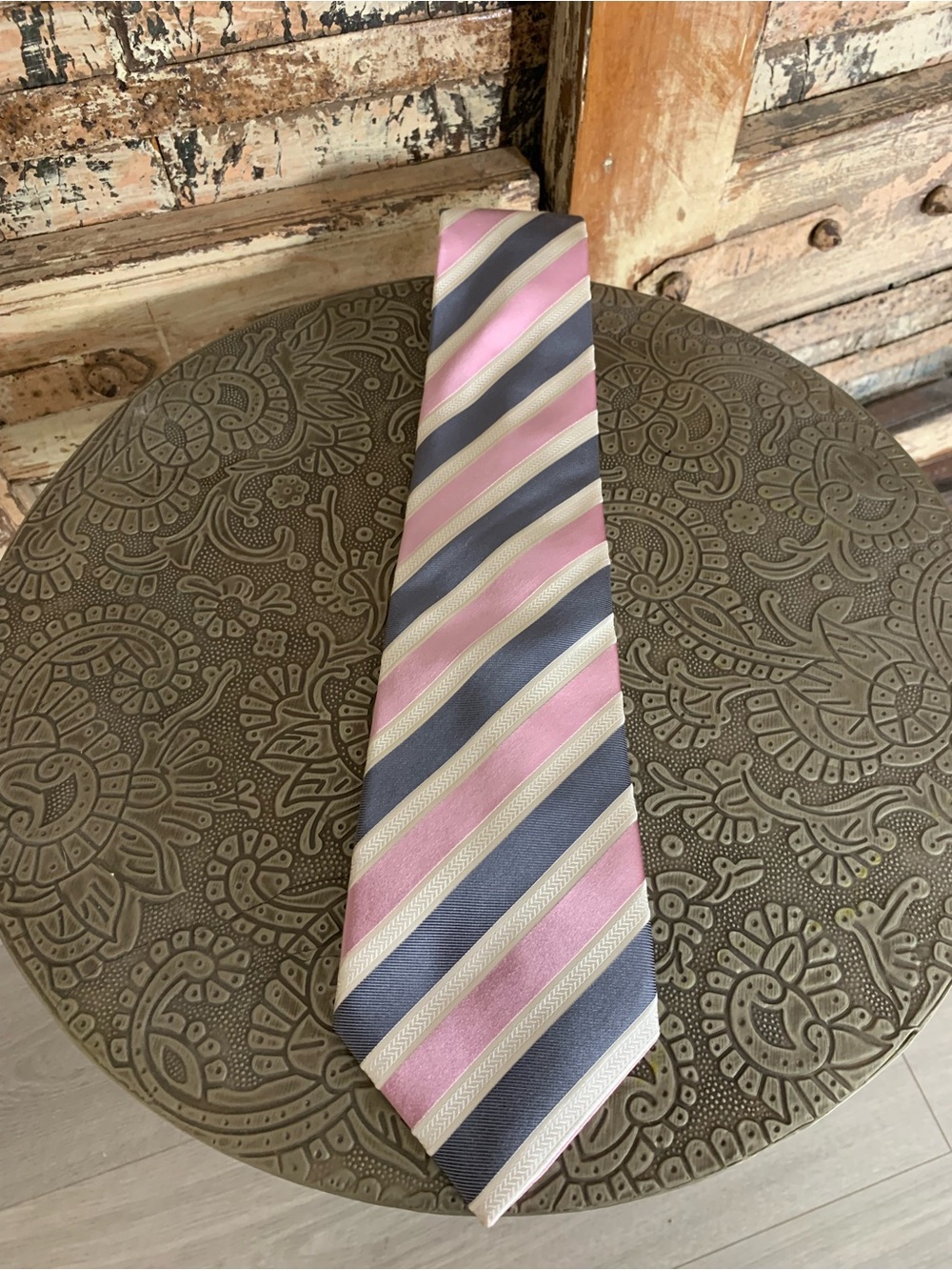 Donald J. Trump Signature Collection Tie Striped Gray & Pink Silk Necktie, 57”